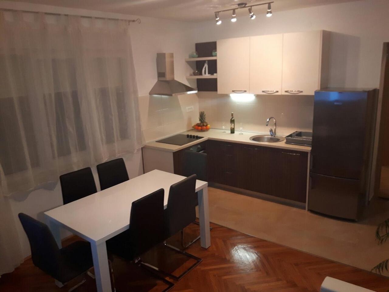 Voshta 2 Bedroom Apartment Задар Екстериор снимка